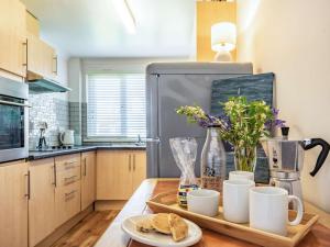 3 Bed in Tenby 86574