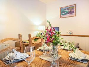 3 Bed in Tenby 86574