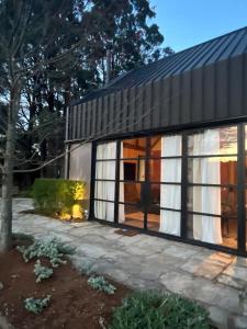 The Barn at Stonewalls - Farm stay in 25 acres