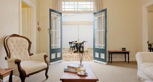 Karoo House Collection - 111 Cradock