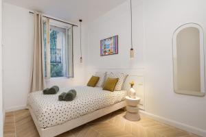 SERRES RDC - Somptueux 2 pièces - Frontière Monaco