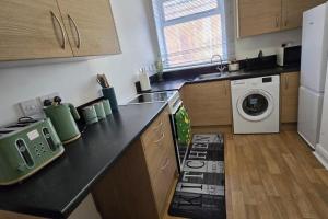 1 Bed - Sleeps 4 - City Centre