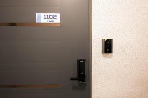 신규오픈 주차가능 서울대입구역1분 샤로수길3분 공항버스3분 올리모델링