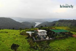 Stay Leisurely Wrong Turn 2BHK Pure Veg Villa, Igatpuri