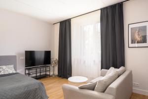 Cozy Dzintaru apartment - Steps from Forest and Sea