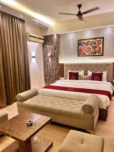 Lucknow express by origin Suites DLF MY PAD near Gomti Nagar Railway Station Lucknow