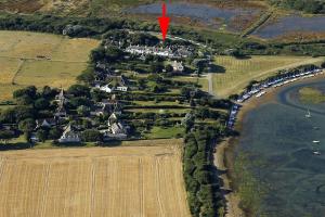 4 Coastguard Cottage, West Wittering