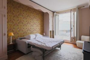 Cosy modern studio -2P- Moulin Rouge