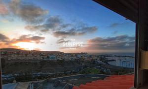 The Sunrise Home Sea views and terrace house with barbecue
