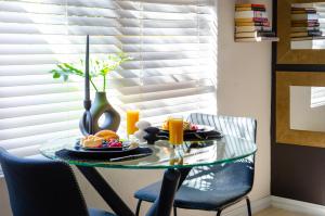 Sophisticated Elegance at Allo Allo in Sandton