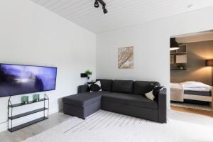 Rauhallinen huoneisto, pysäköinti, sauna, oma piha