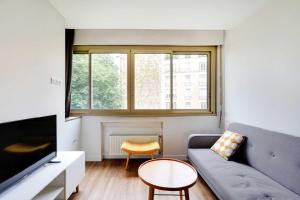 Modern apartment- 1BR-2P- Trocadero