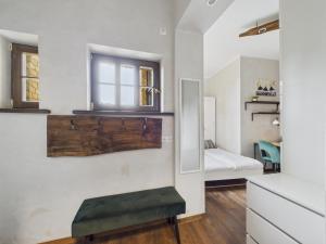 Rustic City Centre Studio