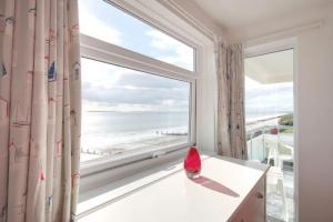 5 Seagate Court, East Wittering