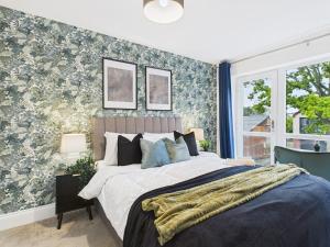 Worcester Retreat by Signature Stays - Pool & Spa - Gym - Modern