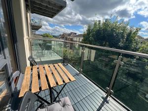 Newly Renovated D4 2BD The Aviva & Docklands