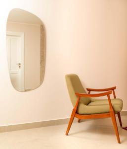 Chill & Swim 1BR October City