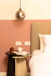 Chill & Swim 1BR October City