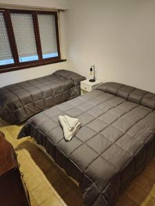 4 ambientes a 3 cuadras de la playa con parrilla y cochera - Totalmente renovado!!