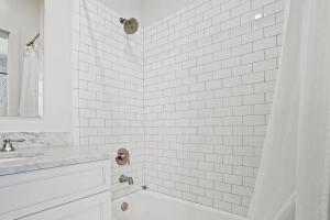 Group-friendly Suite Near Bourbon Street