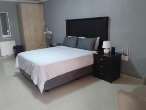 Tlhaping Guest Lodge