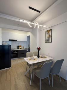 Spacious Modern 1BedRoom Apartment by Velvet Homes