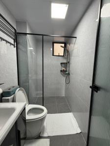 Spacious Modern 1BedRoom Apartment by Velvet Homes