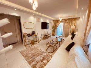 A New Residential 2 Rooms With Garden For Rent In Degla Palms Compound October