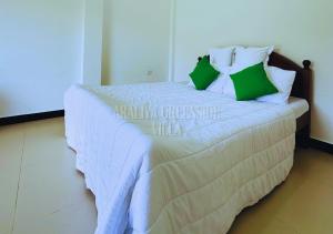 Araliya Greenside Villa