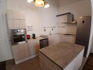 LemovInn, central historic apartment