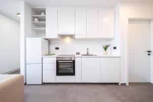 Flex SelfCheckIns 185 - 2 Bedrooms - Parking - Balcony