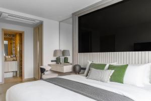 The Ozone Lounge Lovers Golf View Bangtao