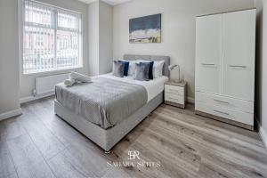 Spacious 5BR - Sleeps 10 - Manchester - AO, Etihad & Trafford - Parking