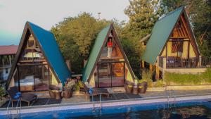 Sundown Lake Hotel & Spa