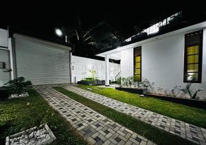 Araliya Greenside Villa