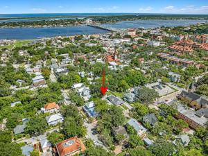 Old City Charm l Historic l Walk to St George