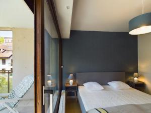 Lakefront 2 rooms city center