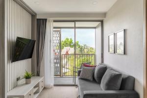 The Ozone Scarlet Grey Golf View Bangtao