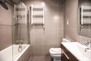 64IND1131 - Apartment with balcony