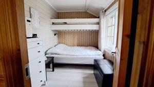 Messlingen, Orrstigen 16