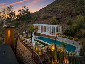 Skyeview - Award-winning Mountaintop Oasis