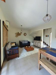 Casa de condomínio 900m da Praia de Boiçucanga