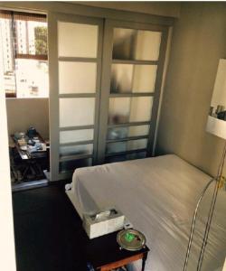 Aluga se apartamento cobertura cobertura na alameda antunes 51 porto da barra SALVADOR