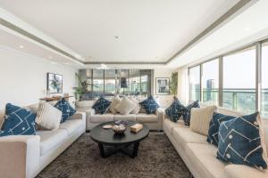 Private Marina 5 Master Bedrooms & Private Pool