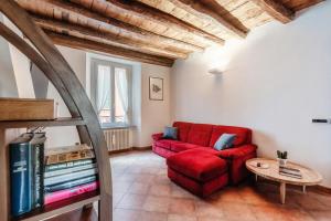 Azure Hug - The House Of Travelers