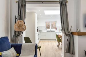 Little Marloes, Bracklesham