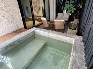 Stylish 3BR Retreat in Serene Luxury Setting