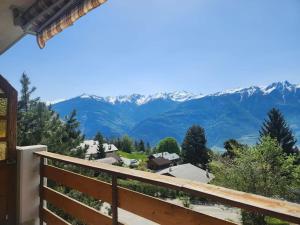 Studio Cosy Panorama II - Proche des Bains et vue sur la vallée et montagne
