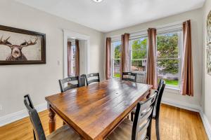 2nd Base Apt 2Star Baseball Rentals