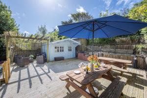 Trevethen Cottage - Free Parking and WiFi - Close to Beach - Pets Welcome